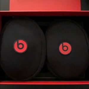 Solo HD beats by dr Dre